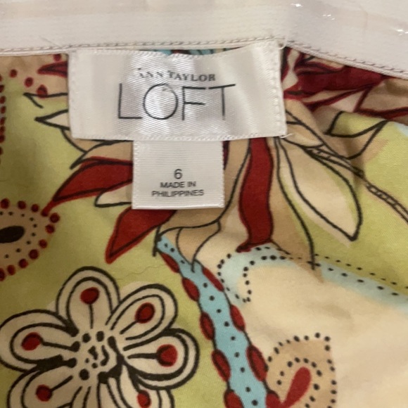 Ann Taylor Loft halter floral top- FREE with any other purchase - Picture 4 of 4